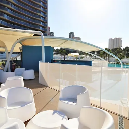 Sunset Waves 18-35 Poniente Benidorm