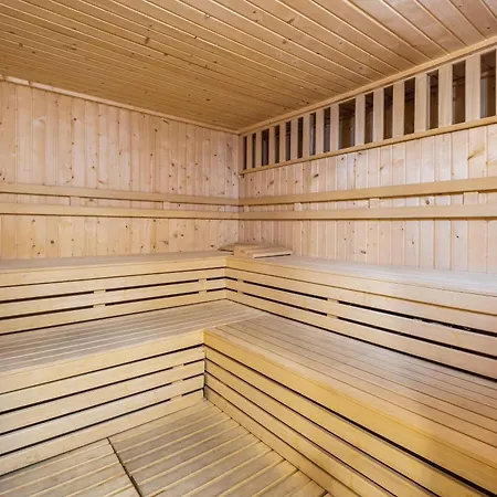 Sunset Waves 18-35 Poniente Benidorm