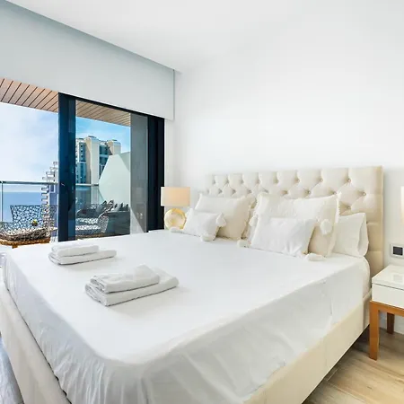 Sunset Waves 18-35 Poniente *