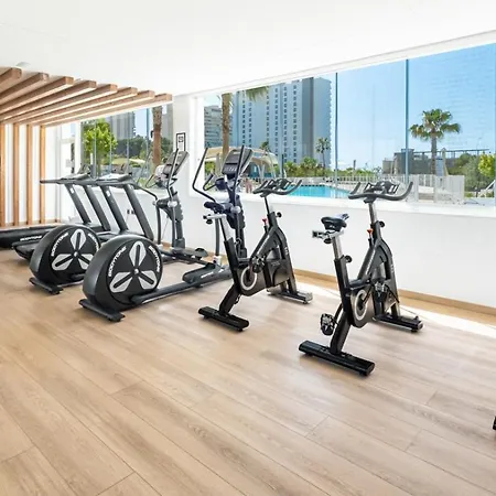 Sunset Waves 18-35 Poniente بينايدورم