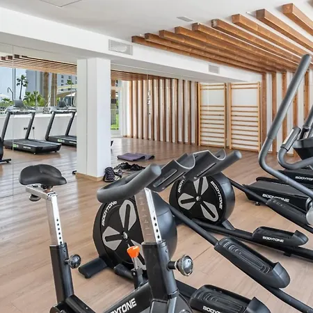 Sunset Waves 18-35 Poniente Benidorm