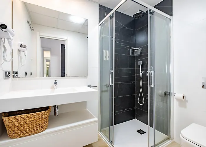 Sunset Waves 18-35 Poniente *